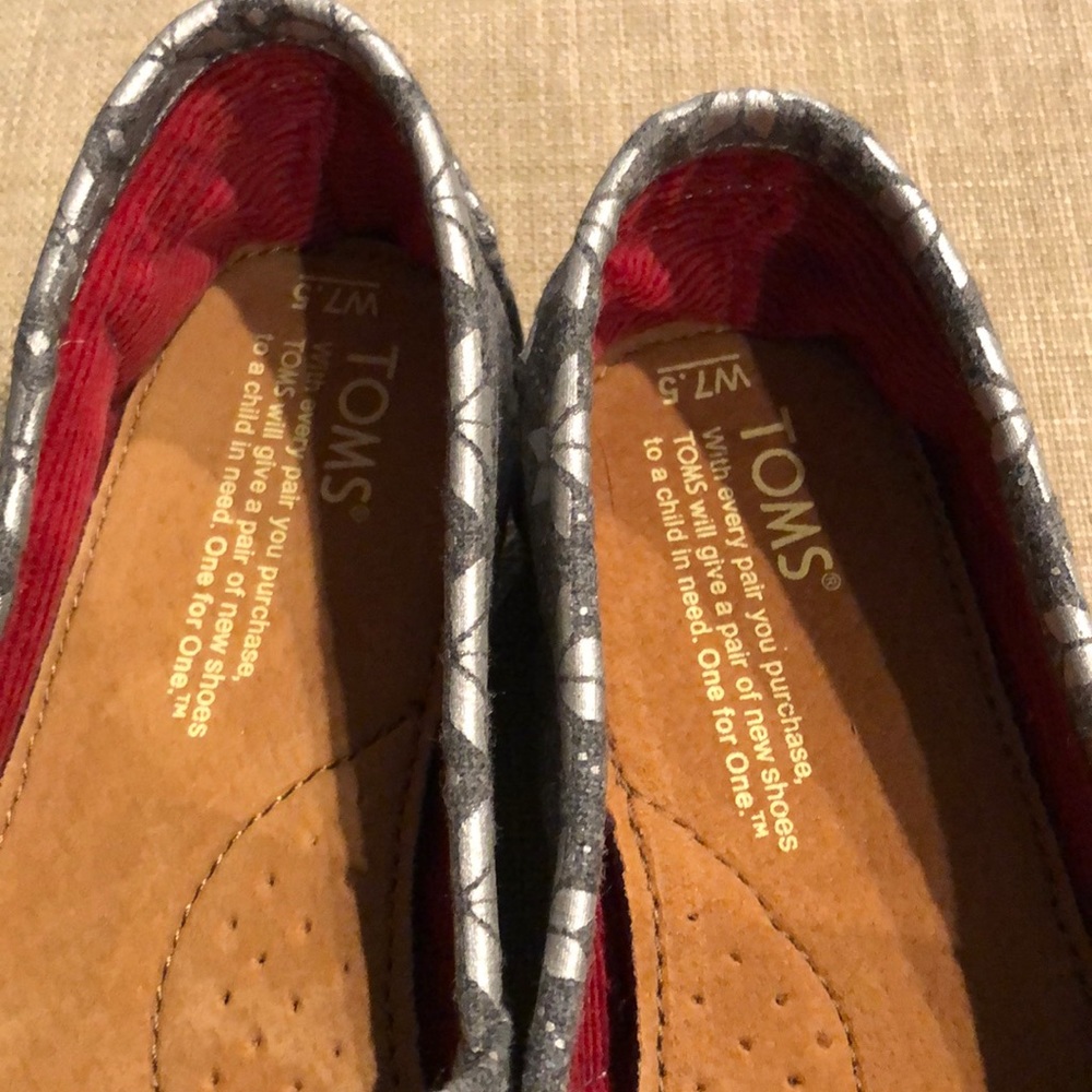 Women’s shoes brand new TOMs - Picture 3 of 7